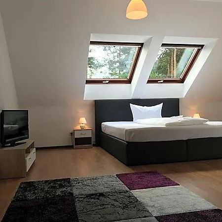 Lokal Genial & Restaurant Guest house Beelitz