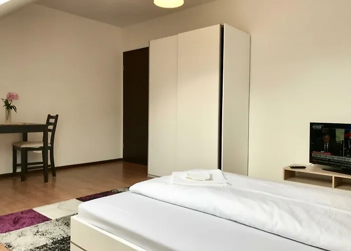 Pensjonat Lokal Genial & Restaurant